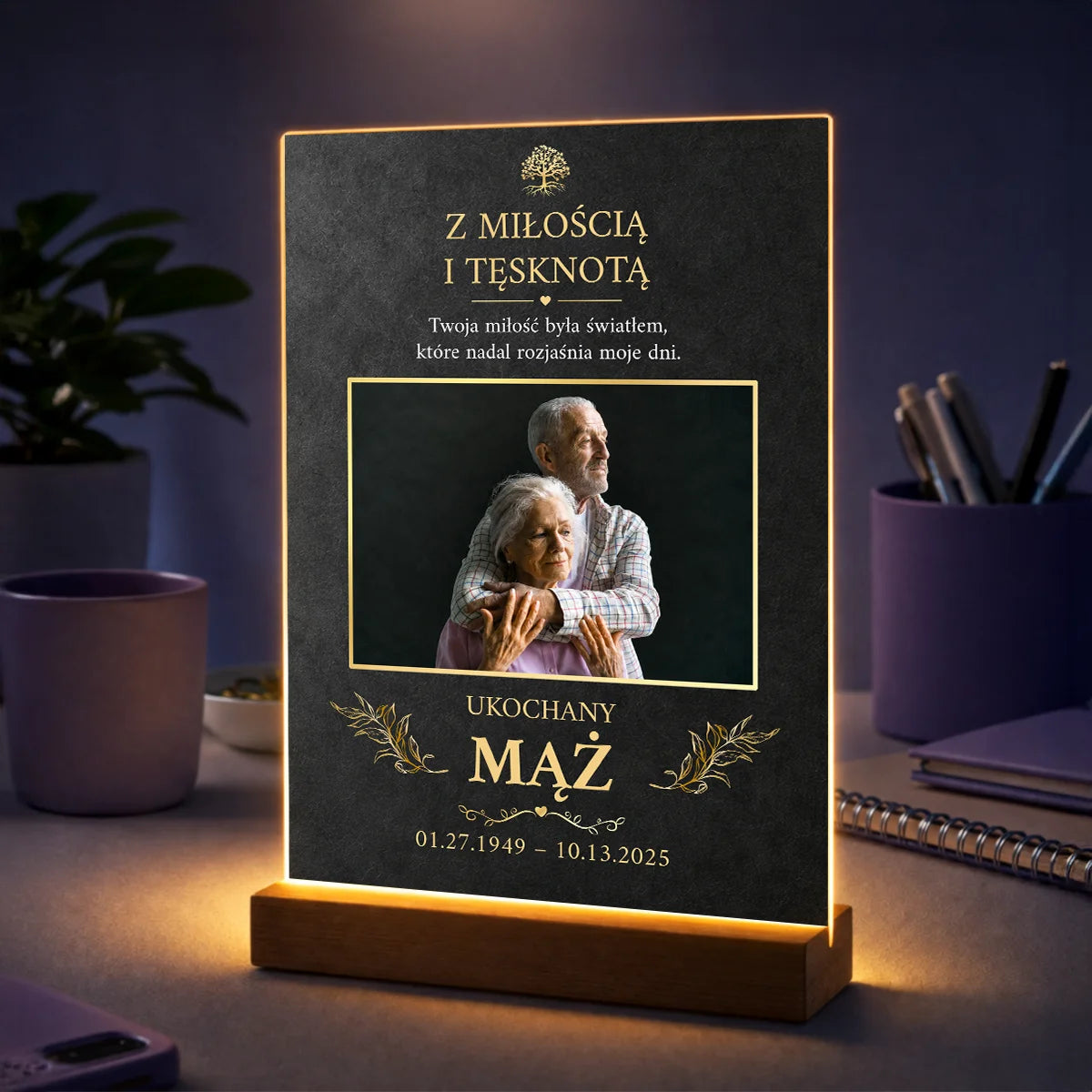 Personalizowane zdjęcie na szkle ku pamięci męża z fotografią małżeństwa, dedykacją oraz datami upamiętniającymi