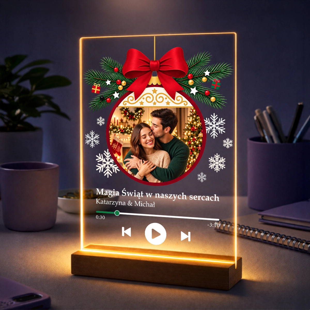 Personalizowany prezent dla pary na święta - zdjęcie na szkle z zimowym zdjęciem i tekstem Magia Świąt w naszych sercach