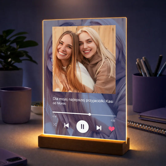 Oryginalny prezent dla przyjaciółki na urodziny – zdjęcie na szkle z tekstem Dla Najlepszej Przyjaciółki