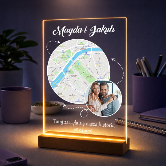 Prezent dla pary na rocznicę - personalizowany druk na szkle ze zdjęciem i mapą miejsca spotkania Nasza historia