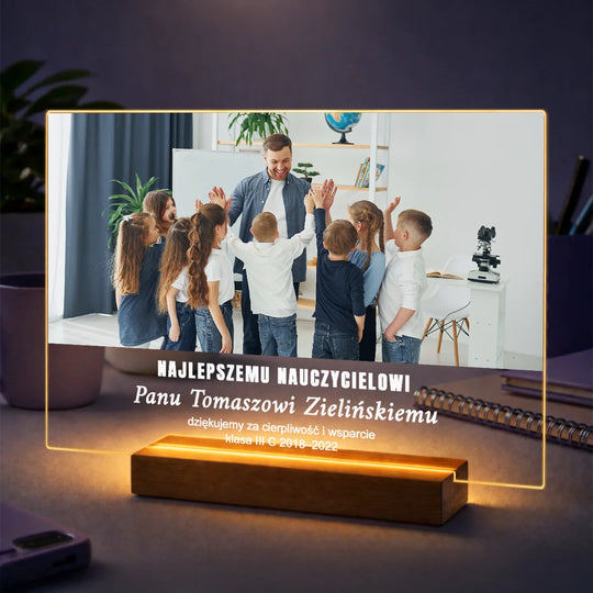 Prezent dla nauczyciela na zakończenie roku – zdjęcie na szkle z podziękowaniami
