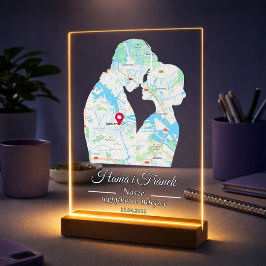 Wyjątkowy prezent dla pary na rocznicę – personalizowana mapa na szkle Nasze miejsce