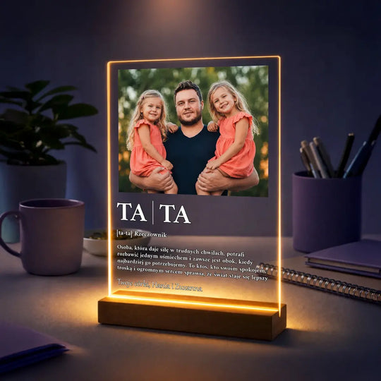 Oryginalny prezent dla taty na Dzień Ojca – personalizowane zdjęcie na szkle Tata definicja