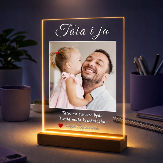 Oryginalny prezent dla taty na Dzień Ojca – zdjęcie na szkle z Twoim tekstem
